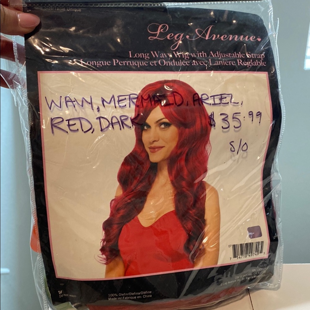 Leg Avenue Long Wavy Red Wig